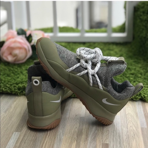 NWT Nike City Loop Olive Fog WMNS - Picture 5 of 7
